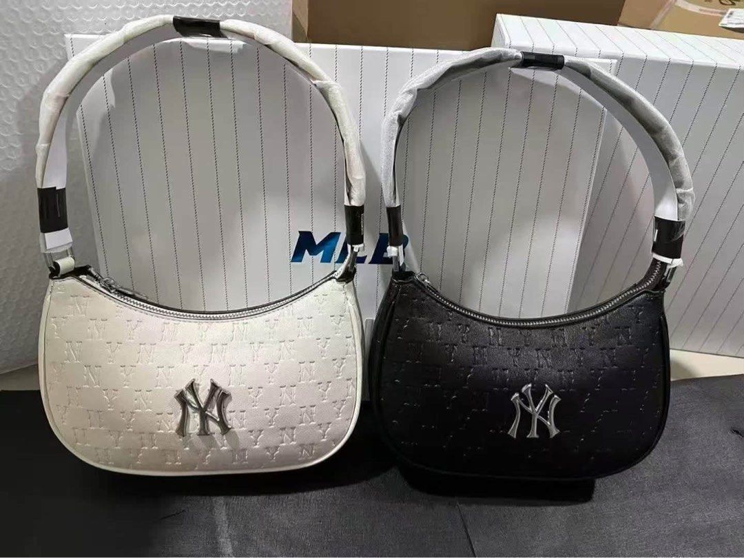 MLB NY Bag (Category: Shoulder Bags) located in Manila. Submitted by mimi4373 (Listing ID 1466827569, Image 3). Description: Complete Package, Brand New with Box and Ppbag Sealed. Avail in black and white. Very Limited Stocks Only..