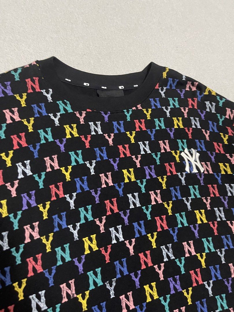 MLB NY Embroidered AOP Crop Shirt (Category: Shirts) located in Bulacan. Submitted by sanjisthrift (Listing ID 1466788977, Image 2). Description: Size Medium Width 22.5 Length 18 Excellent Condition 9.5/10.