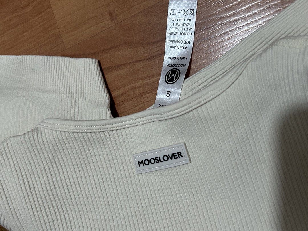 Mooslover Bodysuit Squareneck (Category: Others Tops) located in Las Pinas. Submitted by ameothings (Listing ID 1466830614, Image 3). Description: LAST PRICE POSTED! DO NOT HAGGLE. size small makapal tela — NO WHEN WORNS — dm if interested!.