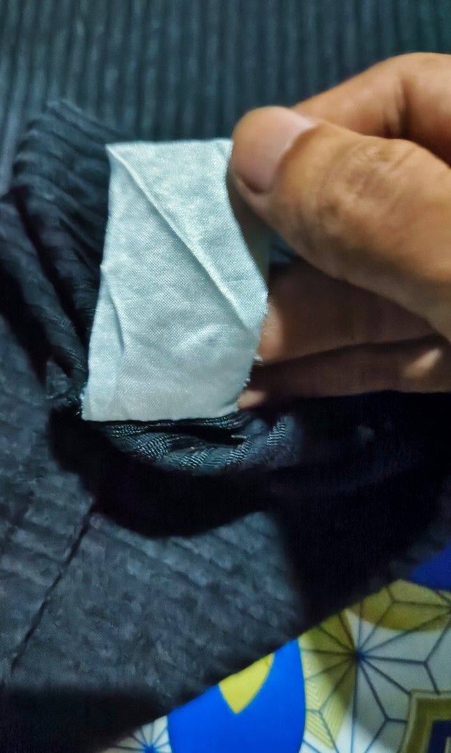 Morgan Homme plain black tee (Category: Shirts) located in Manila. Submitted by mackussil (Listing ID 1466889600, Image 3). Description: as new condition size XS dimes 17.5x26 issue. burado washtag.