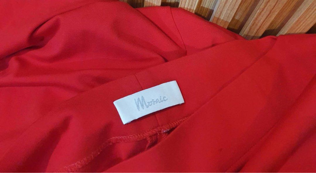 Mosaic (Category: Blouses) located in Quezon City. Submitted by audrey280811 (Listing ID 1466851753, Image 3). Description: .
