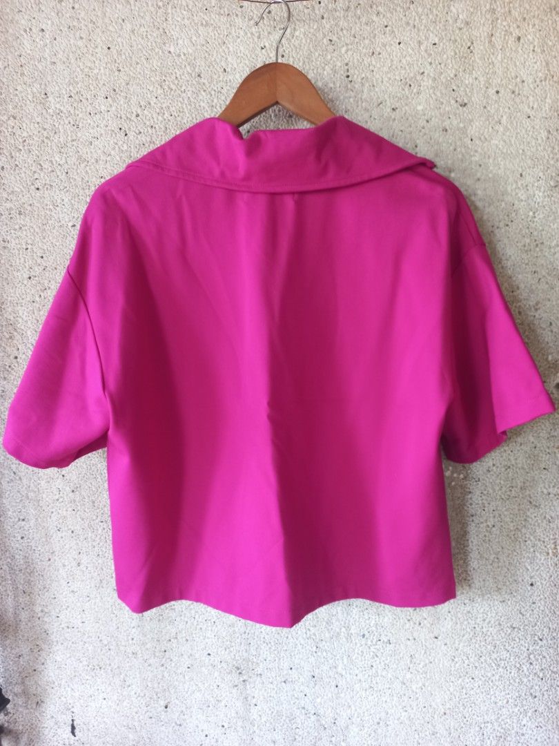 Mosaic Hot Pink Front Zip Blouse Free Size (Category: Blouses) located in Cainta. Submitted by jacypluto_shop (Listing ID 1466873478, Image 2). Description: Color: Pink Size: Free Size Material: Not specified Condition: New Not used.