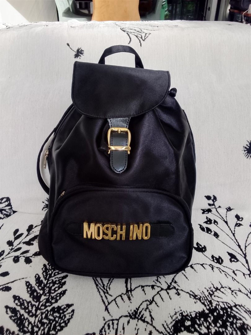 Moschino bagpack (Category: Luxury Bags & Wallets) located in Quezon City. Submitted by kema2191 (Listing ID 1466856972, Image 1). Description: .