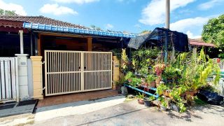 (Category: ) located in . Submitted by nadiahbintiabdrahim (Listing ID 1444667303, Image 1). Description: .