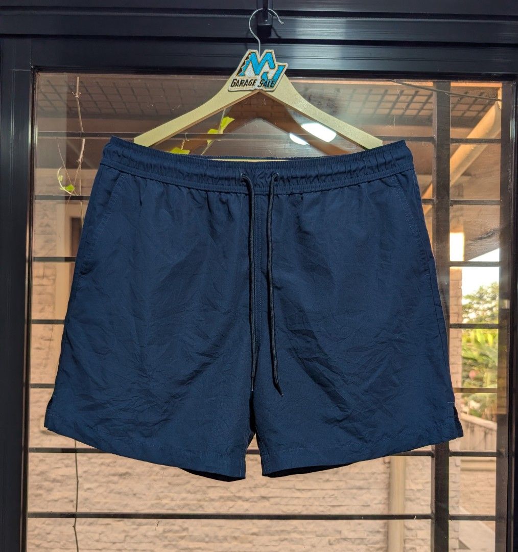 Navy Blue Casual Shorts with Drawstring and Pockets (Category: Shorts) located in Santa Maria. Submitted by mjgaragesale (Listing ID 1466909421, Image 2). Description: George Lightweight Navy Blue Walking Shorts ◉ Conditon 9.5/10 ◉ Size: Large on Tag ◉ Dimensions: W32-34 L16.5 ◉ Above the kee ◉ 2 side pockets 1 back pocket ◉ W/ draw strings ◉ 100% Polyester ◉ 100% legit/Original ◉ Ideal for casual wear, everyday activities Can also do meet up aro