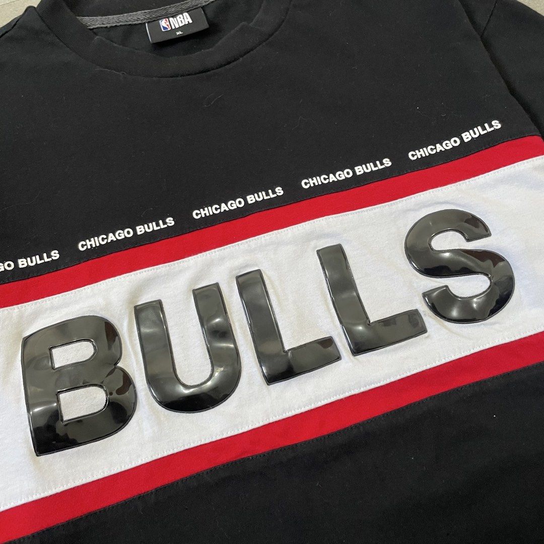 NBA Chicago Bulls Shirt (Category: Tshirts & Polo Shirts ) located in Mabalacat. Submitted by goldengarms_ (Listing ID 1466875036, Image 3). Description: Color: Black Size: XL on tag Condition: Excellent Color rate: 9.5/10 or better Issue: N/A Price is still negotiable for sure buyer 👍 - Payment thru GCash, Maya or Security Bank 💳 - Shipping via J&T Express 🛩️ Pm us for more details. Thank you! 📩.