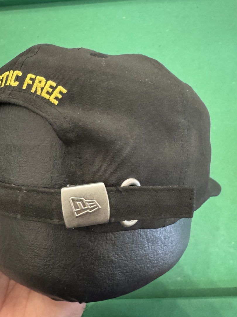 NEW ERA (Category: Caps & Hats) located in Cebu City. Submitted by moshthrift (Listing ID 1466814641, Image 3). Description: Good condition.