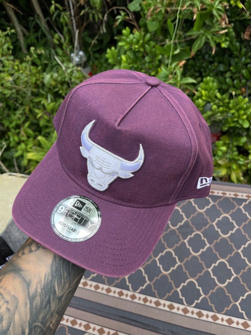 New era aframe bulls (Category: Activewear) located in Muntinlupa City. Submitted by mioky01 (Listing ID 1466815299, Image 3). Description: Brandnew Legit / original / authentic 💯👌 On hand / ready to ship ✈️ Money back guarantee if proven fake Fb page : 212 Muntinlupa 📩🔑.