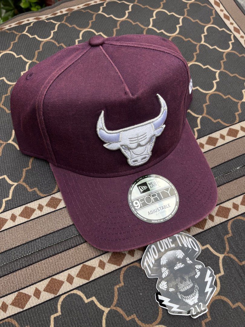 New era aframe bulls (Category: Activewear) located in Muntinlupa City. Submitted by mioky01 (Listing ID 1466815299, Image 2). Description: Brandnew Legit / original / authentic 💯👌 On hand / ready to ship ✈️ Money back guarantee if proven fake Fb page : 212 Muntinlupa 📩🔑.
