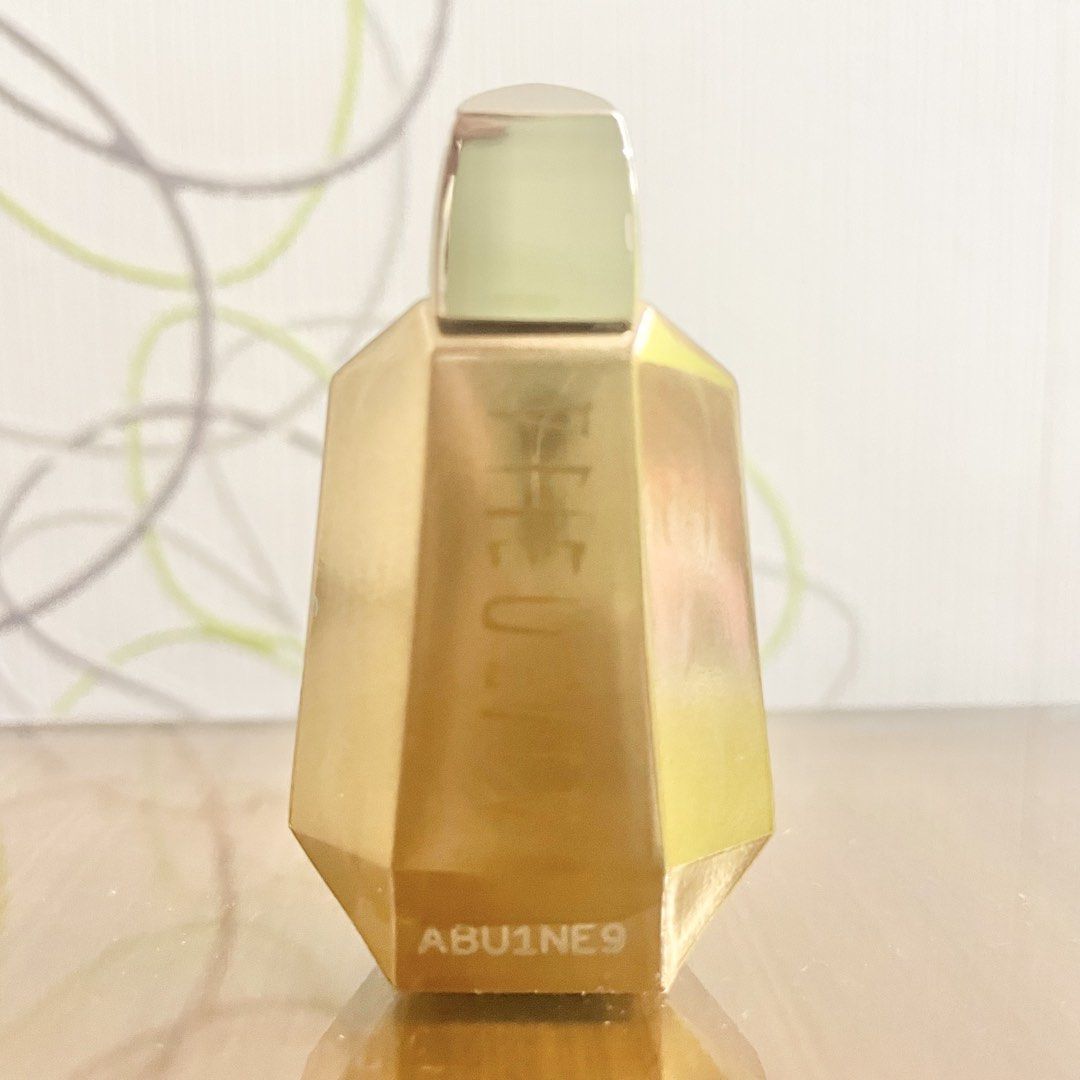 NEW Mugler alien goddess edp eau de parfum perfume 5ml (Category: Fragrance & Deodorants) located in Pasig City. Submitted by deluxuryshop (Listing ID 1466965176, Image 1). Description: Brand new and authentic Best seller perfume .