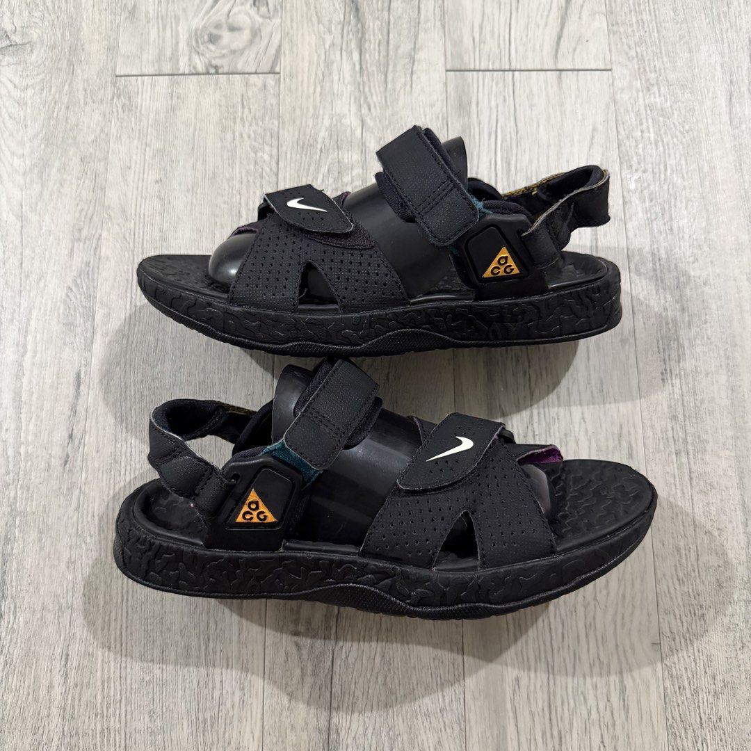 Nike ACG Descrutz+ (Category: Sneakers) located in Manila. Submitted by wornagainstudios2 (Listing ID 1466924808, Image 1). Description: .