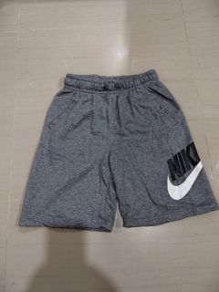 (Category: ) located in . Submitted by branded-boy0422_16 (Listing ID 1466825272, Image 1). Description: .