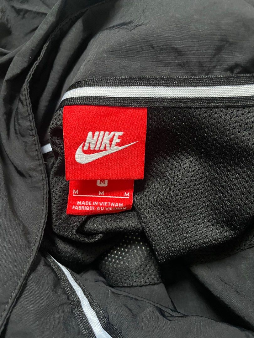 Nike big Swoosh (Category: Coats, Jackets and Outerwear) located in Marawi City. Submitted by madythrift (Listing ID 1466856656, Image 3). Description: Nike big Swoosh Excellent Condition 25 by 28 cr 9.5/10 Nego! Color May very due to lightning Loc: mindanao.