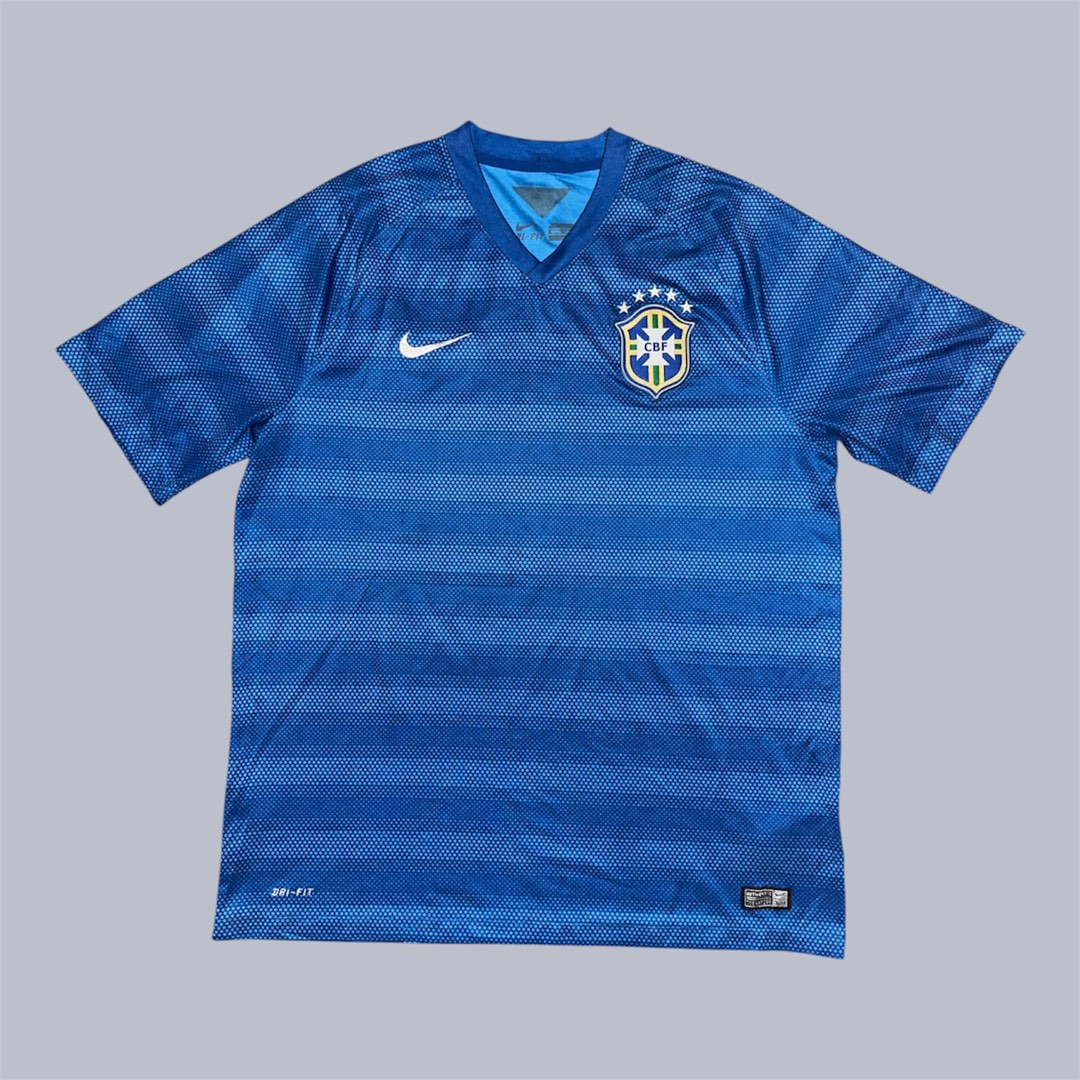 Authentic Nike Brazil 2014-2015 Away Jersey. (Category: Activewear) located in Bacolod City. Submitted by maryrose18.fox (Listing ID 1466891309, Image 1). Description: Authentic 📍📍 Issue fade ang code .