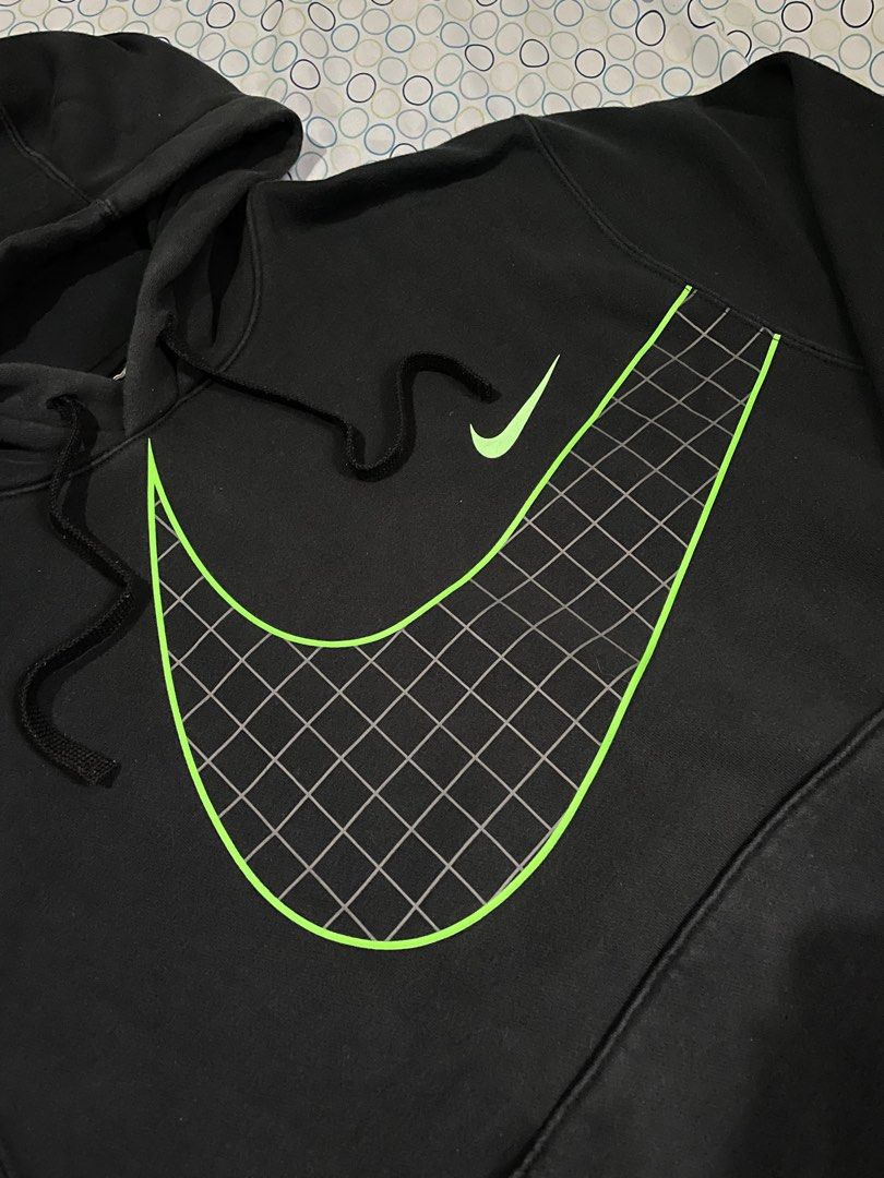 Nike Have A Good Game (Category: Coats, Jackets and Outerwear) located in Las Pinas. Submitted by rdcthriftedshop (Listing ID 1466804278, Image 2). Description: FREE SHIPPING FEE 📦 Nike Hoodie “Have A Good Game” Size Small on tag Width: 20 Length: Color rate: 9.5/10 Print: 10/10 Condition: Excellent Condition Cut neck tag but 100% Authentic No Issue.