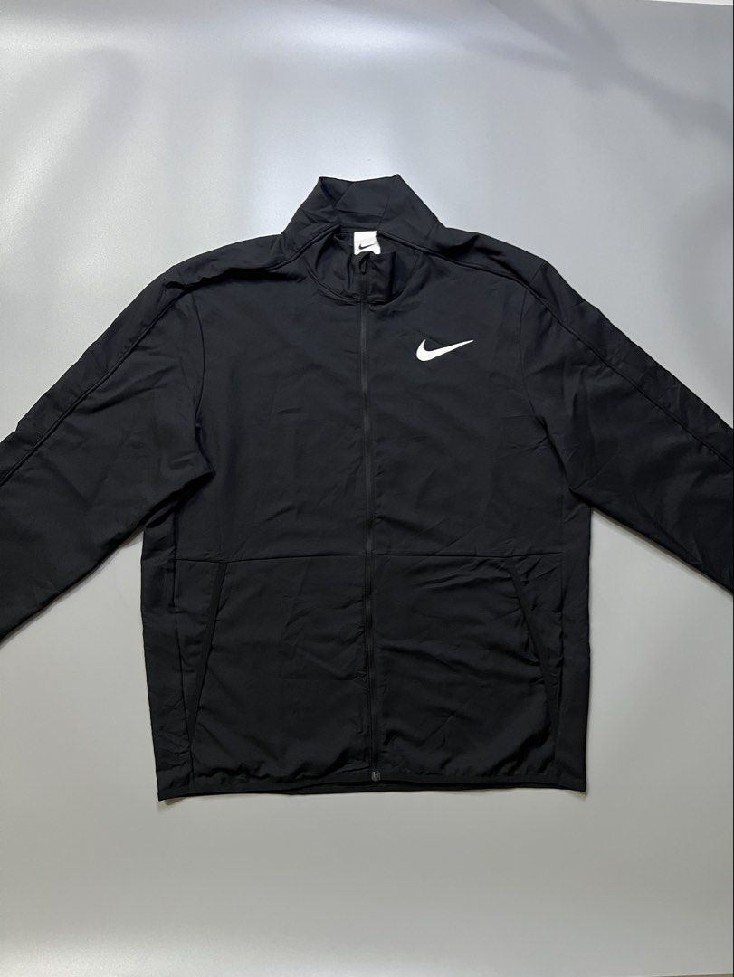 NIKE JACKET DRIFIT (Category: Coats, Jackets and Outerwear) located in Bacolod City. Submitted by bcdapparelshop (Listing ID 1466623917, Image 2). Description: NIKE JACKET DRIFIT EXCELLENT CONDI CR: 9.5/10 23x28.5 NO ISSUES 999+sf 📍NEGROS OCCIDENTAL.