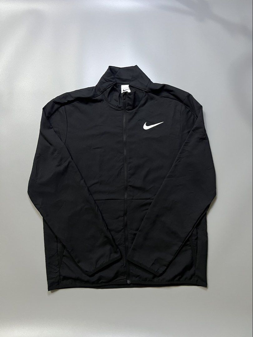 NIKE JACKET DRIFIT (Category: Coats, Jackets and Outerwear) located in Bacolod City. Submitted by bcdapparelshop (Listing ID 1466623917, Image 1). Description: NIKE JACKET DRIFIT EXCELLENT CONDI CR: 9.5/10 23x28.5 NO ISSUES 999+sf 📍NEGROS OCCIDENTAL.