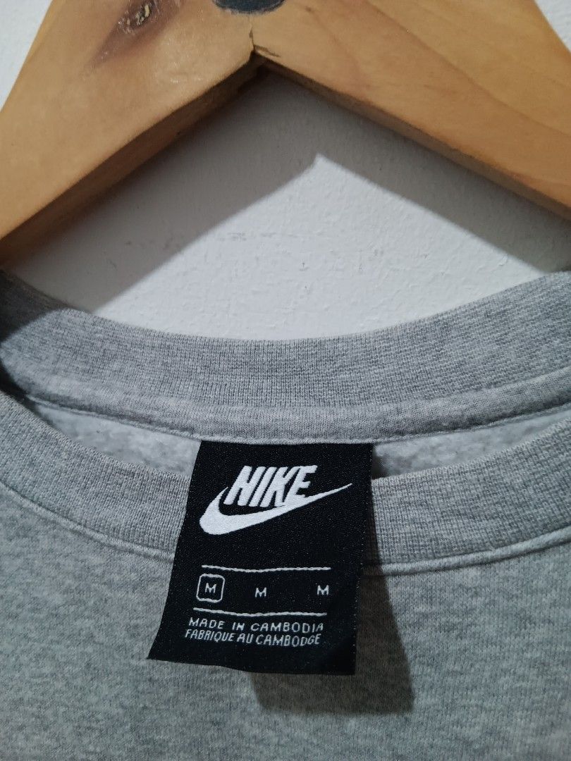 NIKE NSW CLUB (Category: Coats, Jackets and Outerwear) located in Dauis. Submitted by udenglegaspi (Listing ID 1466883061, Image 2). Description: .