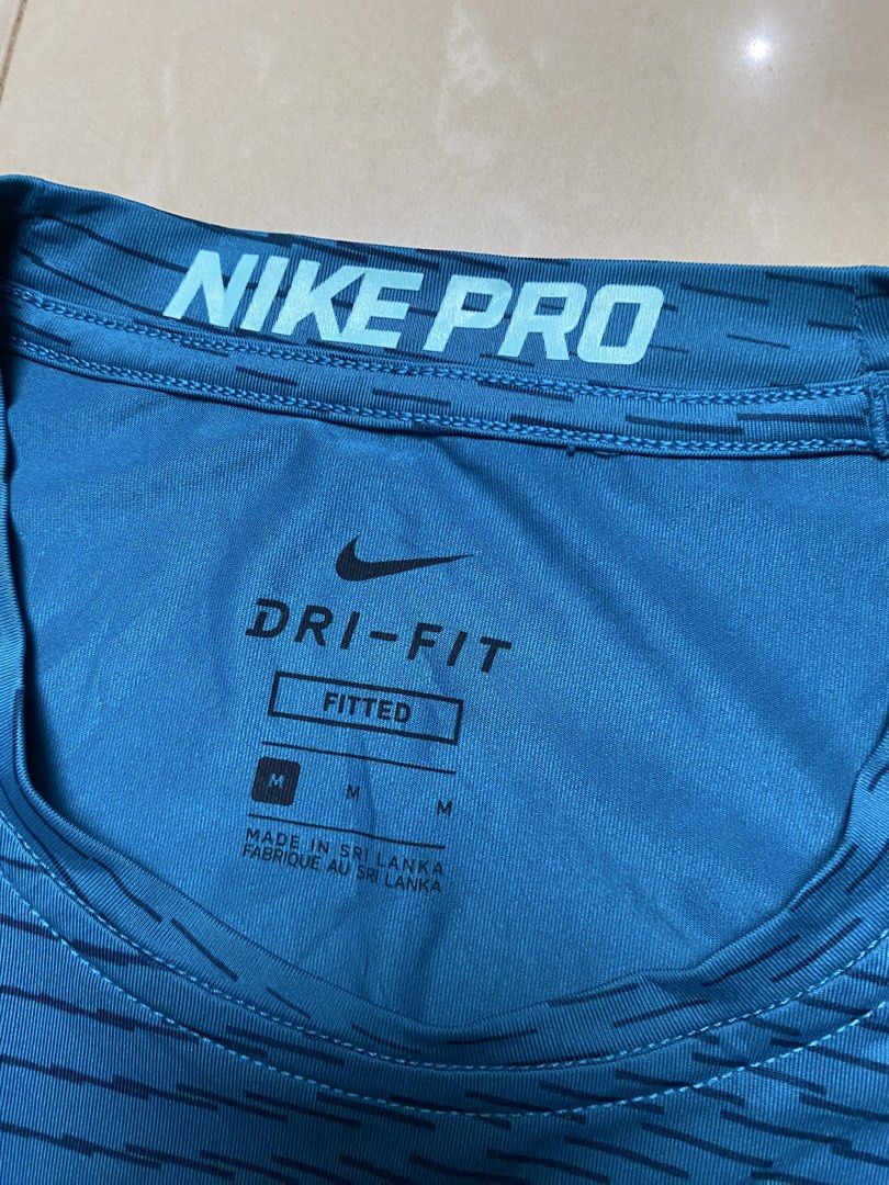NIKE PRO (Category: Activewear) located in Davao. Submitted by maikes_finds (Listing ID 1466906462, Image 3). Description: SIZE MEDIUM TO LARGE 20x28 NO MAJOR ISSUE.
