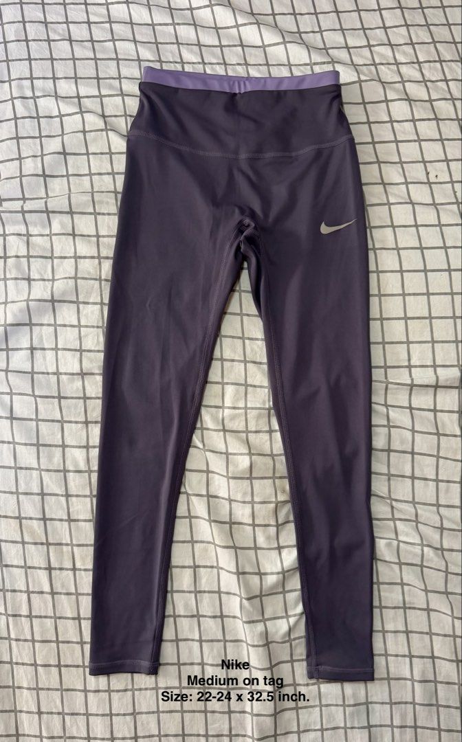 Nike Pro training leggings (Category: Activewear) located in Quezon City. Submitted by pinkyswearshop (Listing ID 1466809990, Image 1). Description: .