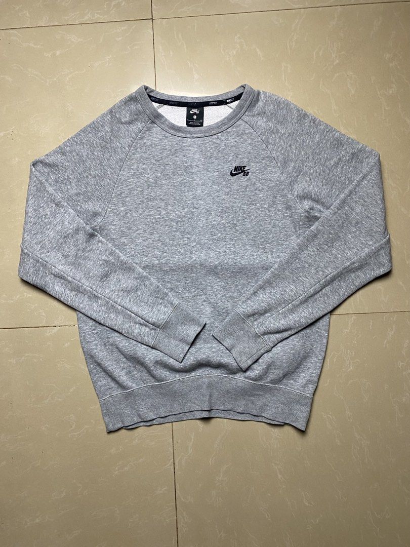 NIKE SB (Category: Tshirts & Polo Shirts ) located in Davao. Submitted by maikes_finds (Listing ID 1466902676, Image 1). Description: SIZE MEDIUM FITTINGS 20x27 NO ISSUE.
