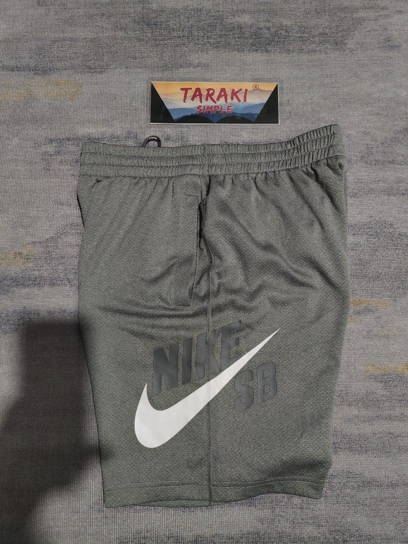 NIKE SB SHORT GRAY (Category: Shorts) located in Baguio. Submitted by igorotak.111.taraki.com (Listing ID 1466868835, Image 1). Description: FS NIK3 SB SHORT AS NEW NO ISSUES SOLID NITO ❤️ L-19 W-30 STRETCH UP TO 33 CAN FIT 30-33 CAN DO WTH ADJUSTBLE TIE H-11.