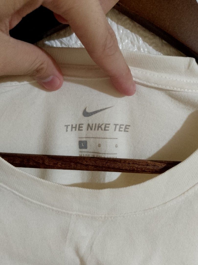 NIKE SHIRT (Category: Tshirts & Polo Shirts ) located in Tabaco. Submitted by zerothreethrift (Listing ID 1466808896, Image 3). Description: NIKE SHIRT SIZE LARGE EXCELLENT PM IF INTERESTED ALBAY LOCATION.