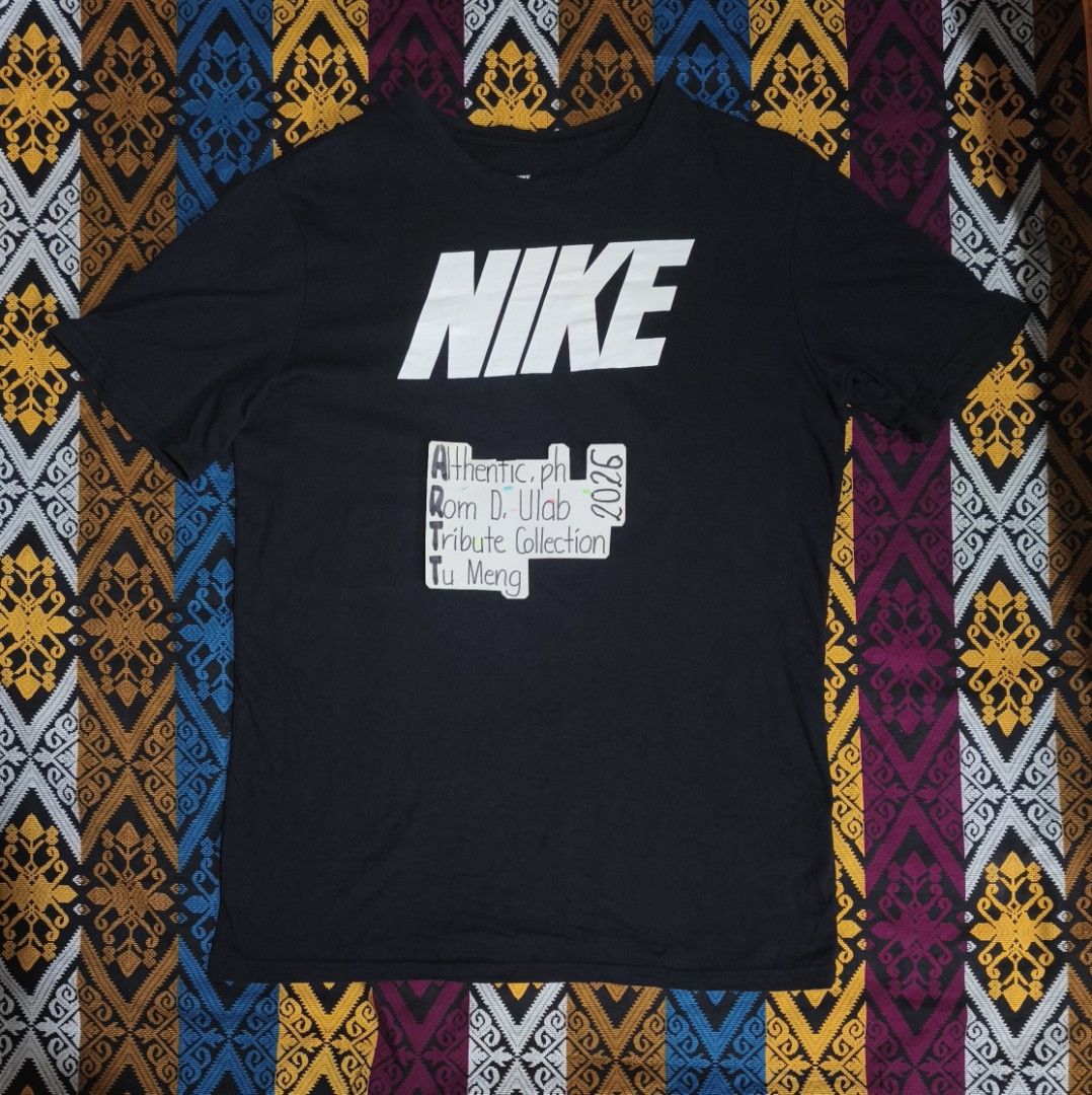 NIKE SHIRT MEDIUM BLACK (Category: Tshirts & Polo Shirts ) located in Pasig City. Submitted by althentic.ph (Listing ID 1466783843, Image 1). Description: 280 + J&T Shipping Fee Original NIKE Shirt for Men Black Size XL, fits to MEDIUM to SEMI LARGE only Actual Measurements: Width - 19.5" Length - 28" EXCELLENT Thrifted Condition 9+/10 ✔Tags are available upon request, can be sent thru PM ✔fix price ✔payment first policy thru gcash/bpi online/pal