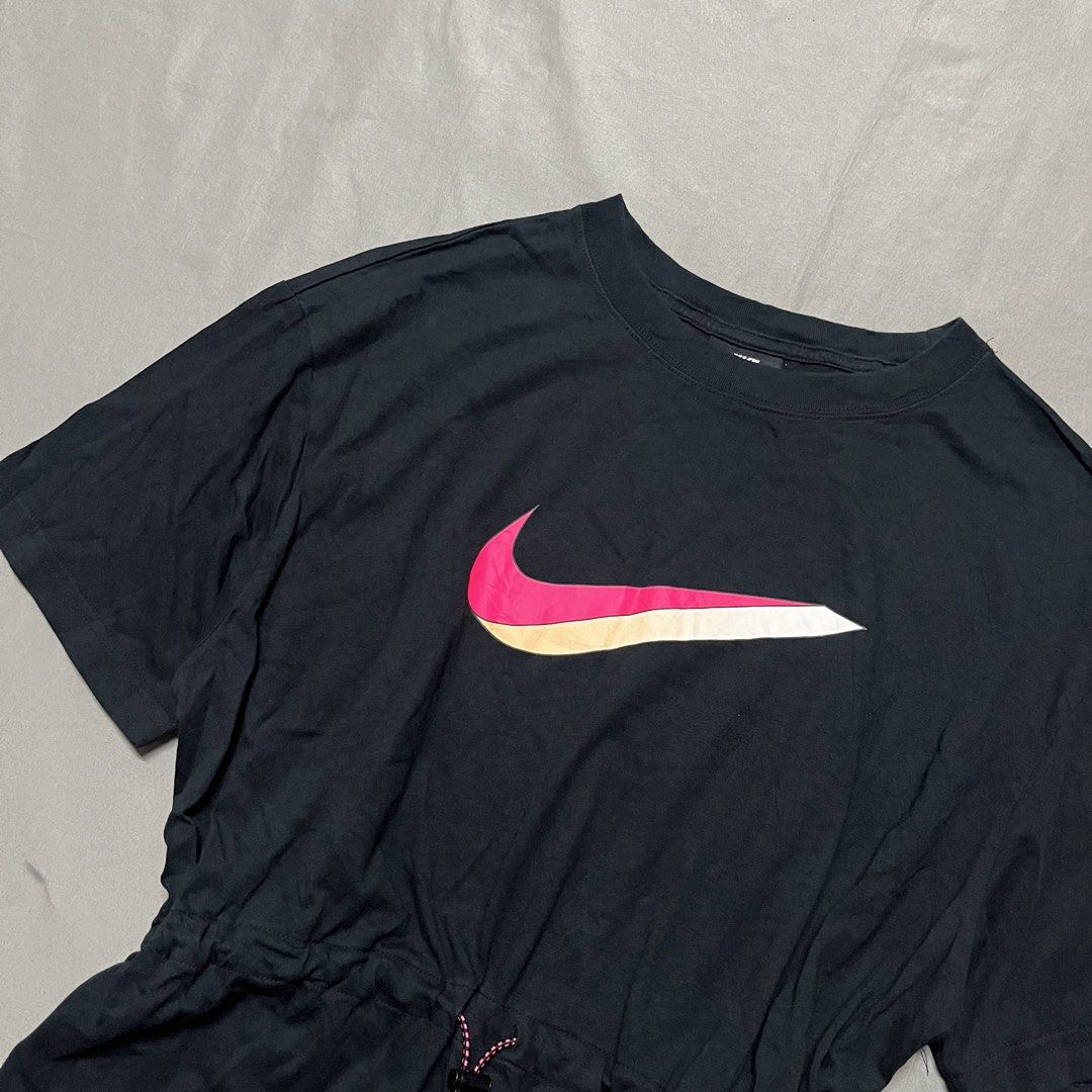 NIKE SPORTSWEAR (Category: Dresses) located in Las Pinas. Submitted by unknownthfrift99 (Listing ID 1466777247, Image 2). Description: FOR SALE NIKE SPORTSWEAR ICON CLASH DRESS SIZE XL FIT TO MEDIUM W-24 L-38 LIKE NEW 1k + SF LAS PIÑAS LOC .