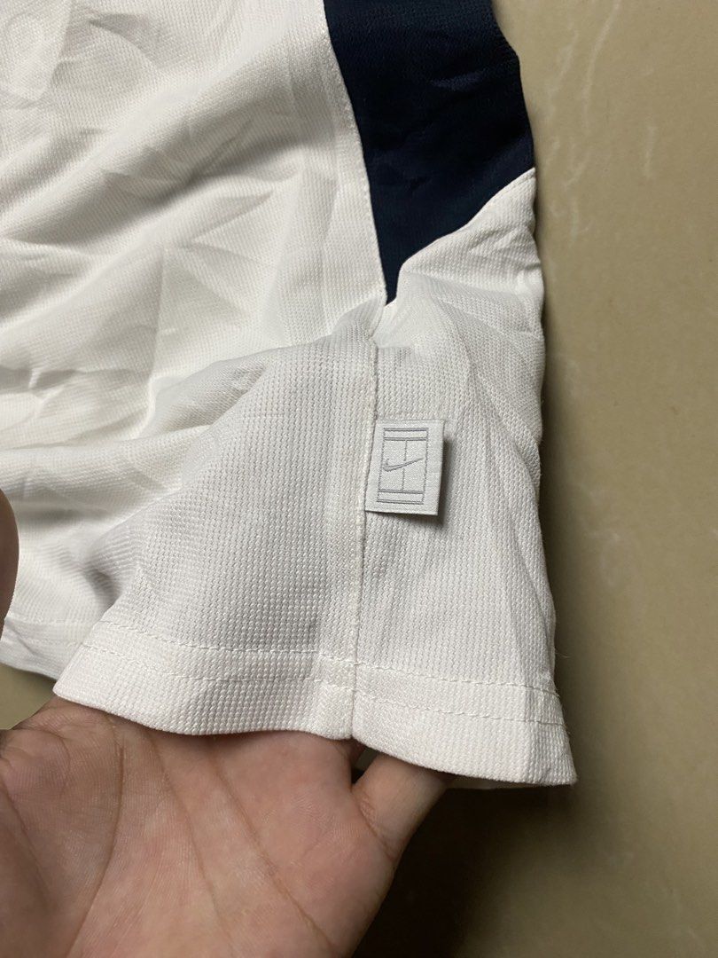 NIKE TENNIS (Category: Tshirts & Polo Shirts ) located in Andop. Submitted by maikeygong (Listing ID 1466914256, Image 3). Description: SIZE LARGE 20.5x28 .