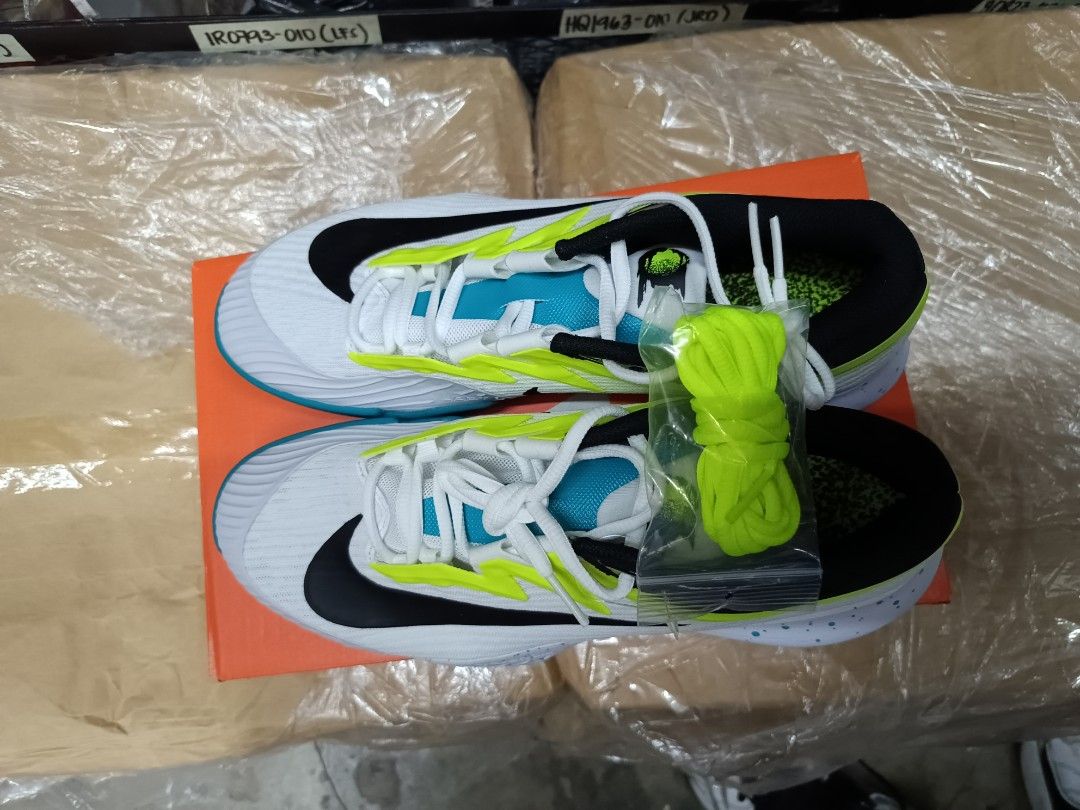 NIKE VAPOR PRO 3 WHITE VOLT (Category: Sneakers) located in Bacolod City. Submitted by jamesban09 (Listing ID 1466898639, Image 2). Description: AVAILABLE SIZE 8,9,10 US.
