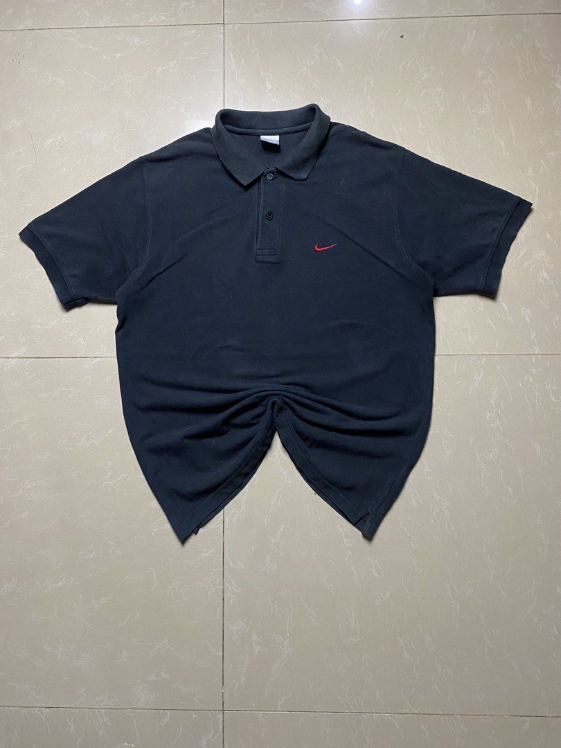 NIKE VINTAGE (Category: Tshirts & Polo Shirts ) located in Andop. Submitted by maikeygong (Listing ID 1466914105, Image 1). Description: SIZE LARGE 22x29 NO ISSUE COLOR RATE 8/10.