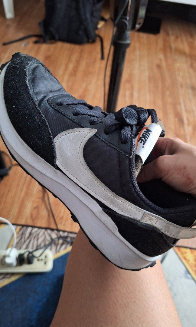 Nike waffle debut (Category: Sneakers) located in Calamba. Submitted by celsius_413 (Listing ID 1466776993, Image 1). Description: Nike waffle debut size 37.