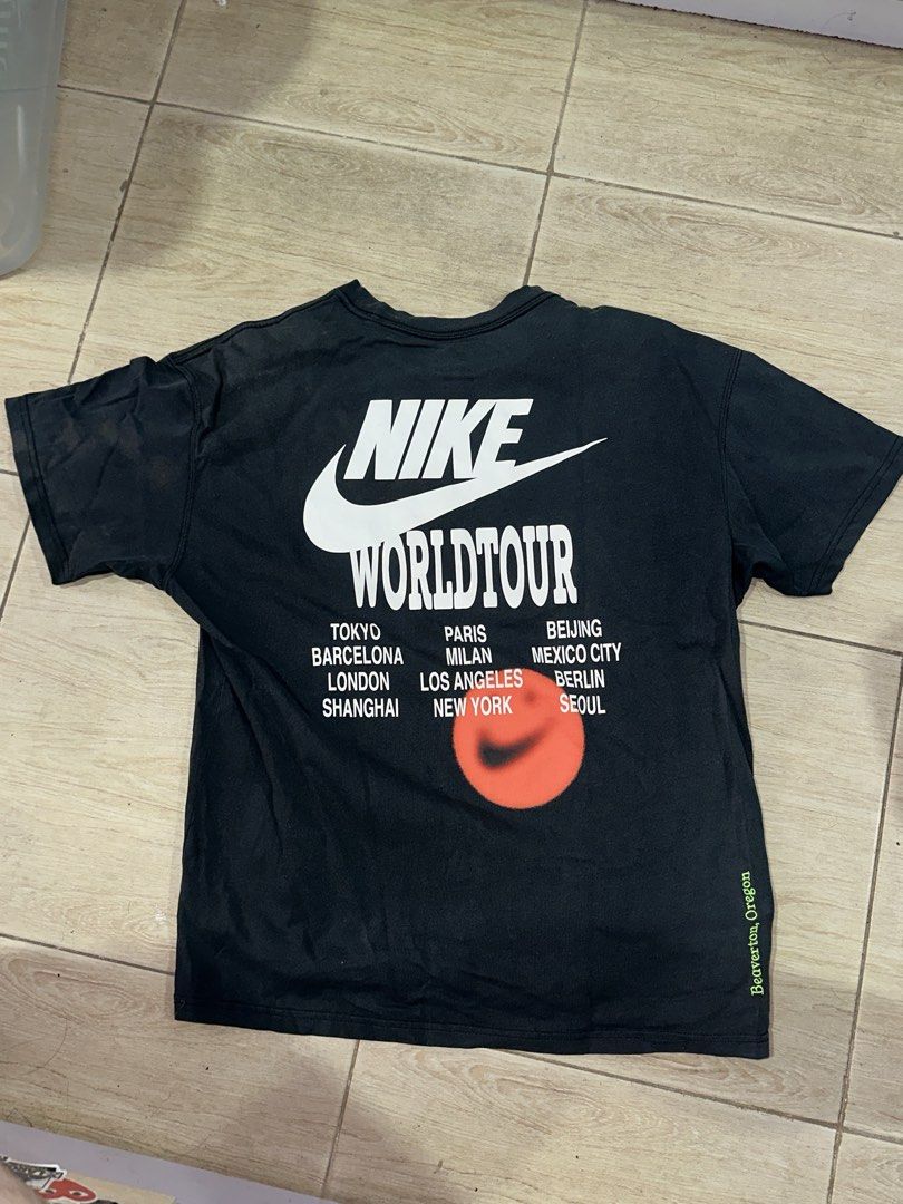 Nike World Tour shirt (Category: Tshirts & Polo Shirts ) located in Muntinlupa City. Submitted by kirbssss (Listing ID 1466857649, Image 3). Description: 22.5x27 (nego).