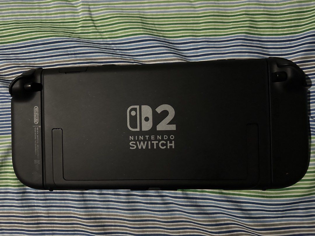 Nintendo switch 2 (Category: Nintendo) located in Calamba. Submitted by uknown11 (Listing ID 1466924690, Image 1). Description: Nintendo switch 2 Bought last April Binili lang dahil sa isang game. Tinamad na agad. Complete set. Screen protector and nintendo case included. With NO included games Meet up only. SM Calamba 25,000 .