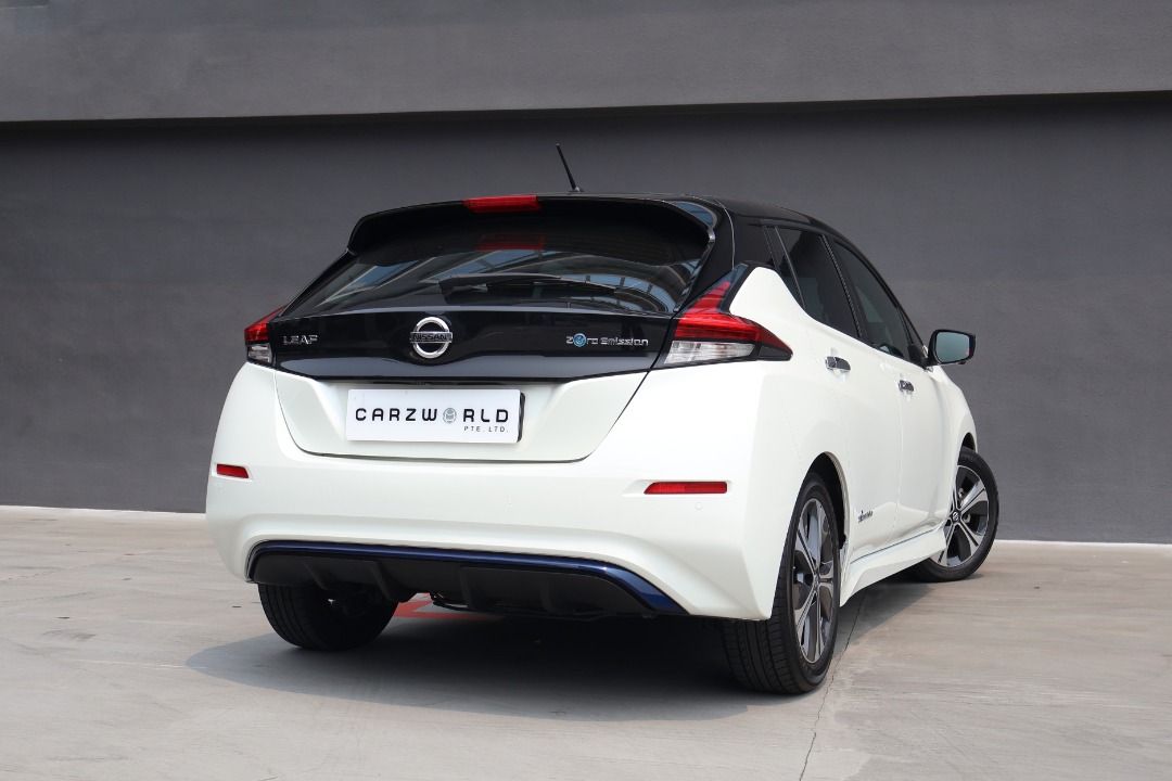 Nissan Leaf Electric 40 kWh (A) (Category: Used Cars) located in Singapore. Submitted by carzworld.pteltd (Listing ID 1466856538, Image 3). Description: Viewing Strictly By Appointment Only! Low Interest Rate & Flexible Bank / In House Loan Available All Trade-In Are Welcome Message to: 💬96437773 Features Li-ion electric motor producing 148bhp & 320nm of torque, 0-100km/h in 8.4s. 40kwh battery capacity with a range of 311km, single-speed transm