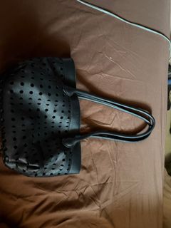 (Category: ) located in . Submitted by hellokitty0303 (Listing ID 1466863922, Image 1). Description: .