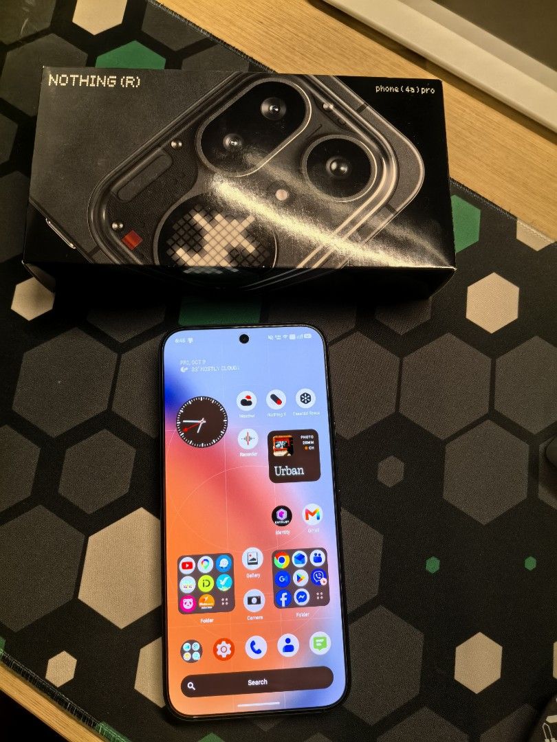 Nothing Phone 4a Pro (Category: Android Others) located in Quezon City. Submitted by kyrun (Listing ID 1466883134, Image 2). Description: [SELLING] Nothing Phone (4a) Pro Model: A069P Color: Black RAM/ROM: 12GB/256GB Complete Box and Unused Accessories Pre-installed with Ibywind Tempered Glass and 1 Case RFS: Need Funds Location: Valencia, Quezon City.