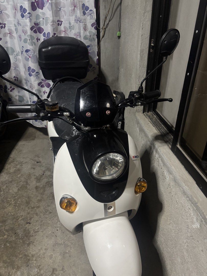 NWOW TK10 EBIKE (Category: Everything Else Others) located in Manila. Submitted by nathtejana (Listing ID 1466898363, Image 2). Description: more than one year nagamit tho meron issues like walang busina and stuck ang compartment, wala na rin pong papeles nabasa po kasi Original Price was ₱37,000. Thank you!.