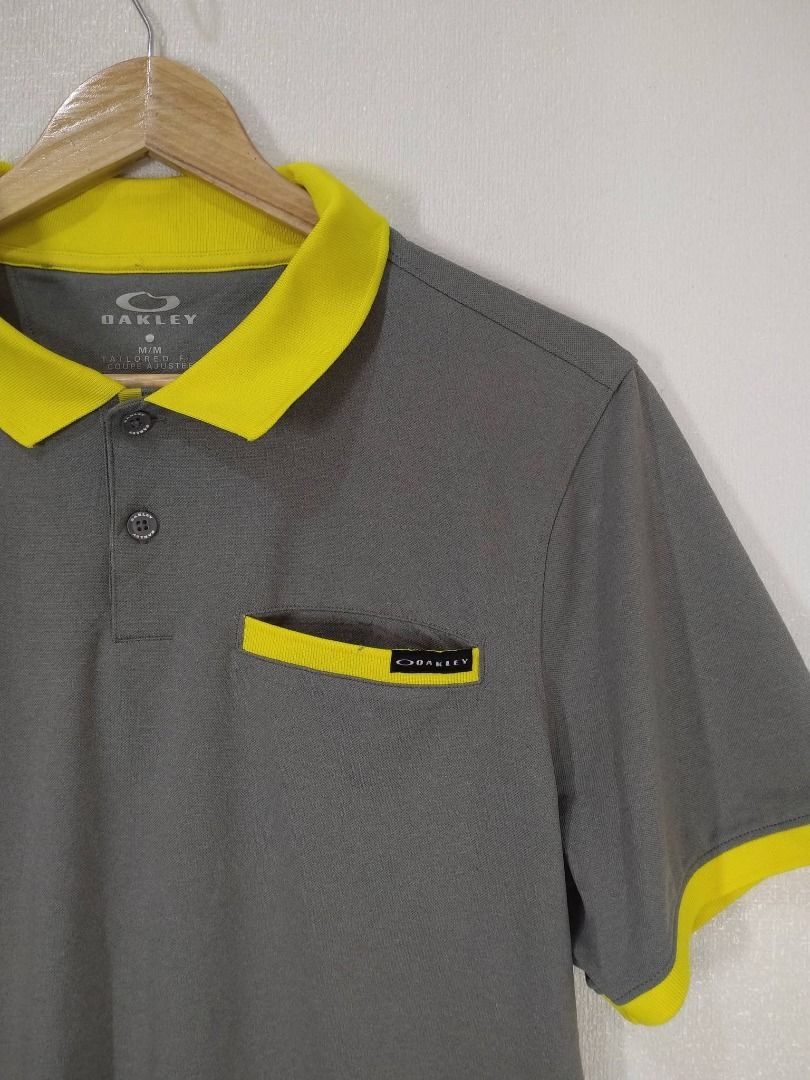 OAKLEY POLO SHIRT (Category: Tshirts & Polo Shirts ) located in Baguio. Submitted by fashionfinds1999 (Listing ID 1466776955, Image 3). Description: 27 X 22 LARGE EXCELLENT CONDITION + SHIPPING FEE.