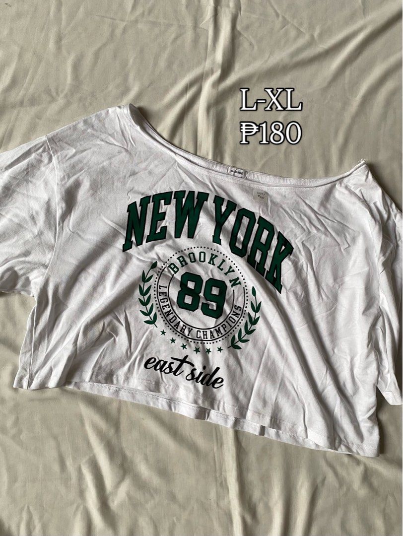 off shoulders top (Category: Others Tops) located in Davao. Submitted by gathrd.kloset (Listing ID 1466782379, Image 1). Description: .