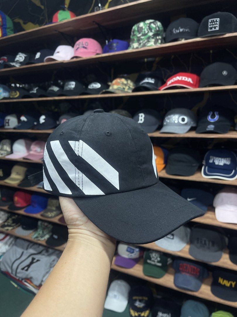 Off White Cap (Category: Cap & Hats) located in Kubang Pasu. Submitted by abang15 (Listing ID 1466774500, Image 1). Description: 100% Bundle Item Dipercayai Fufu Rm48 Siap Postage Semenanjung cod jitra kedah.