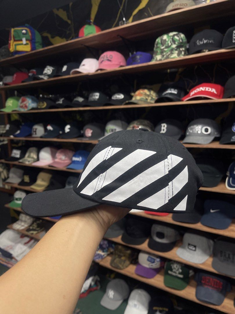 Off White Cap (Category: Cap & Hats) located in Kubang Pasu. Submitted by abang15 (Listing ID 1466774500, Image 3). Description: 100% Bundle Item Dipercayai Fufu Rm48 Siap Postage Semenanjung cod jitra kedah.