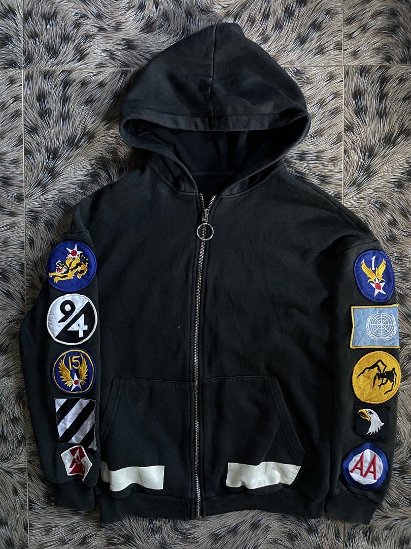 Off-White™ c/o Virgil Abloh Black Multi Patches (Category: Hoodies) located in Manila. Submitted by streetnattylituptown (Listing ID 1466793893, Image 2). Description: Off-White™ c/o Virgil Abloh Black Multi Patches -Rarely Seen -Multi Patches -Boxy Fit -Good condition Dimes: Large on Tag Length: 27 Width: 25 UNLI VC UNLI VOUCH CABUYAO LAGUNA DM IF INTERESTED.