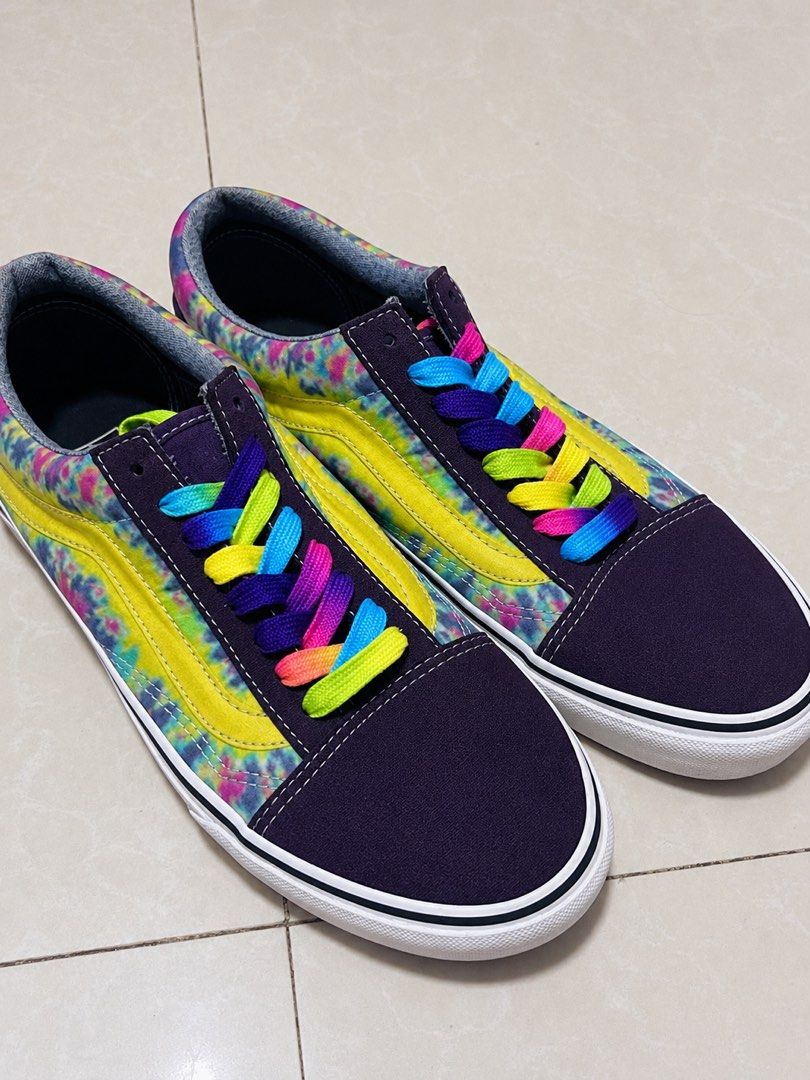 Old Skool Tie-Dye Vans ‘Mysteriosos’ (Category: Sneakers) located in Manila. Submitted by fcaleb022713960 (Listing ID 1466914255, Image 2). Description: - Pre-Loved Vans - minor stains, unnoticeable from afar.