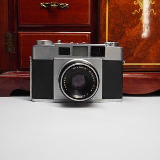 (Category: ) located in . Submitted by retrocameraph (Listing ID 1466948661, Image 1). Description: .