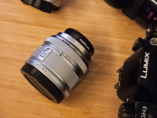 （分類：）位於 。 由 camera_boy 提交（商品編號 1466938116，圖片 1）。簡介： 。