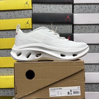 (Category: ) located in . Submitted by pickplanet_sneaker_shirt (Listing ID 1466918297, Image 1). Description: .