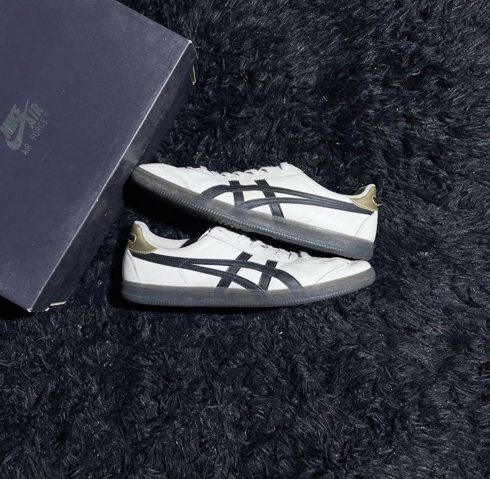 Onitsuka tiger cream (Category: Sneakers) located in Manila. Submitted by 21st.cop (Listing ID 1466967940, Image 1). Description: Onitsuka tiger cream •Size: 11 US Men •Worn pair only •Php: 1,495.