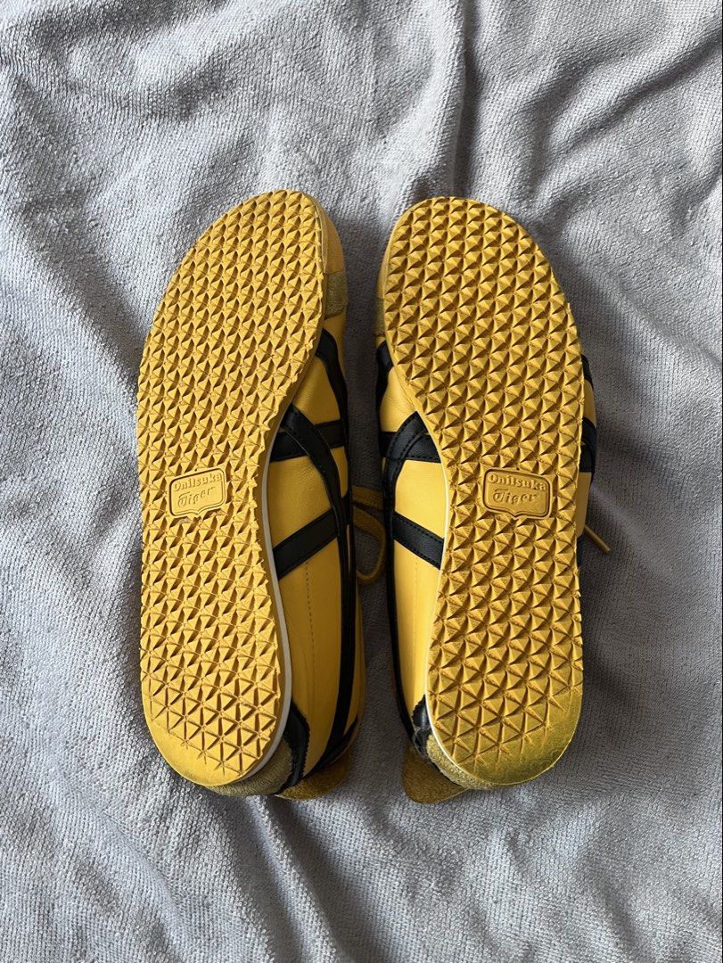 Onitsuka Tiger Mexico 66 Kill Bill (Category: Casual Shoes) located in Imus. Submitted by justinelouis (Listing ID 1466875251, Image 3). Description: Authentic (Purchased from Onitsuka Tiger, Glorietta) Inclusions: - Box - Free shoe cleaning wipes - Suede eraser RFS: No longer using Location: Imus, Cavite.